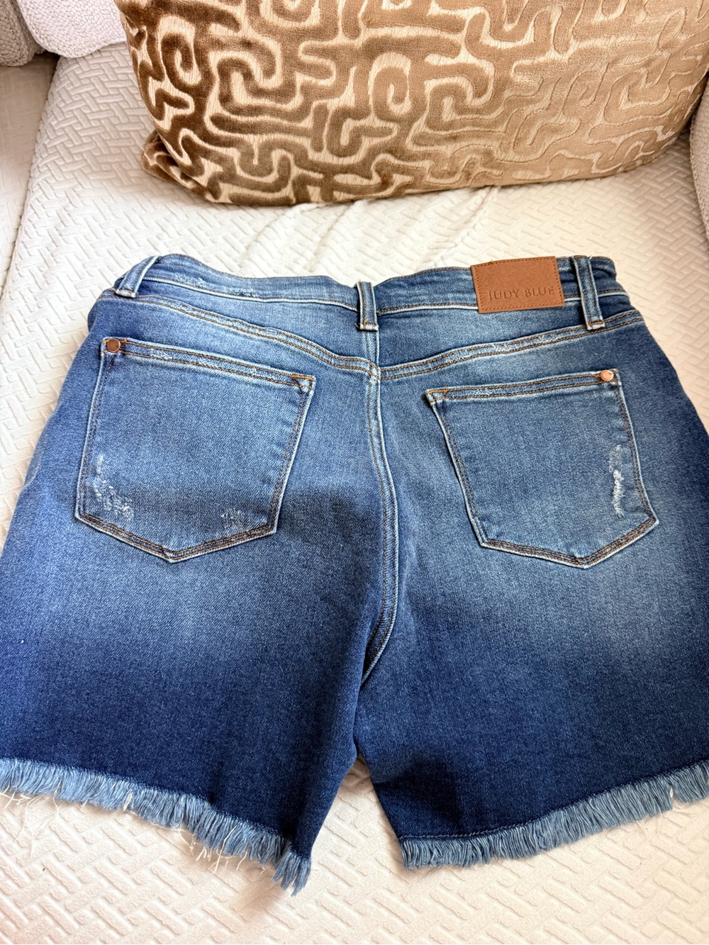 Judy Blue Distressed Frayed Hem Jean Shorts - Blue Wash - Picture 3 of 6
